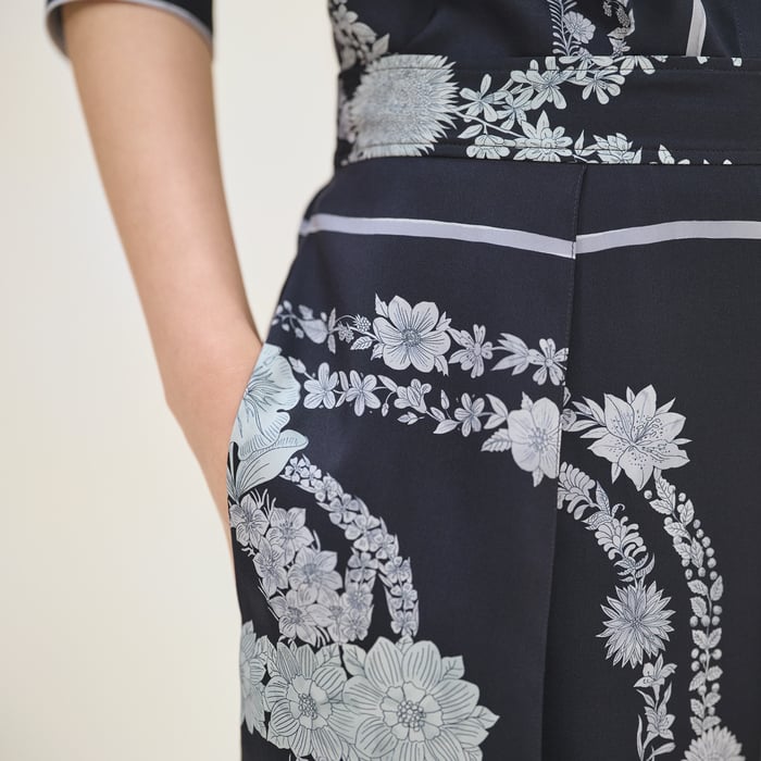 Bleu Noir "Brides De Gala En Fleurs" Pants