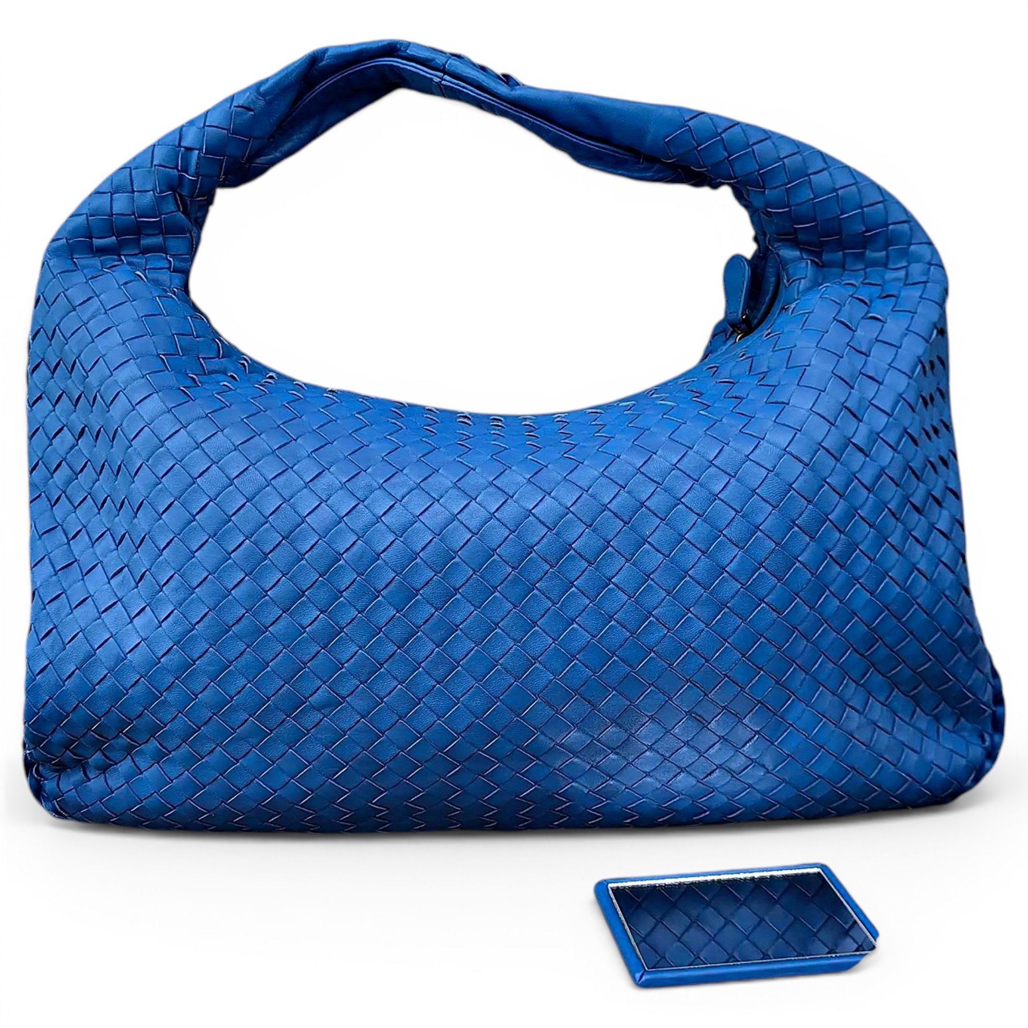 Veneta leather handbag
