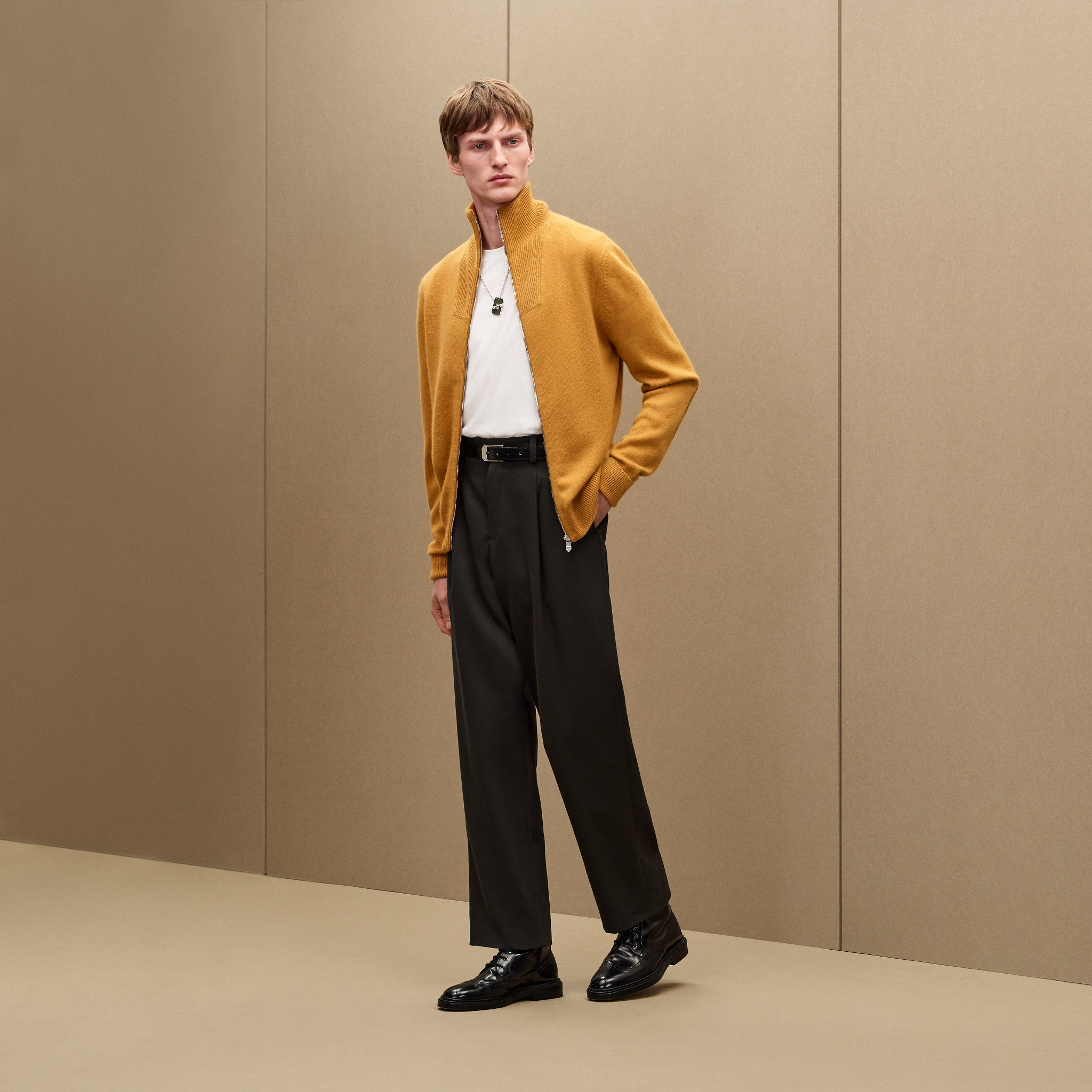 "Maillon Chaine d'Ancre" zipped cashmere jacket
