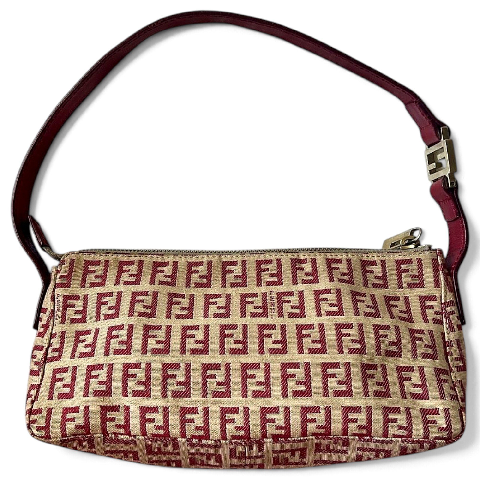 Baguette handbag