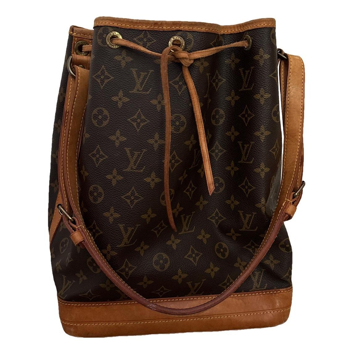 Noé leather handbag