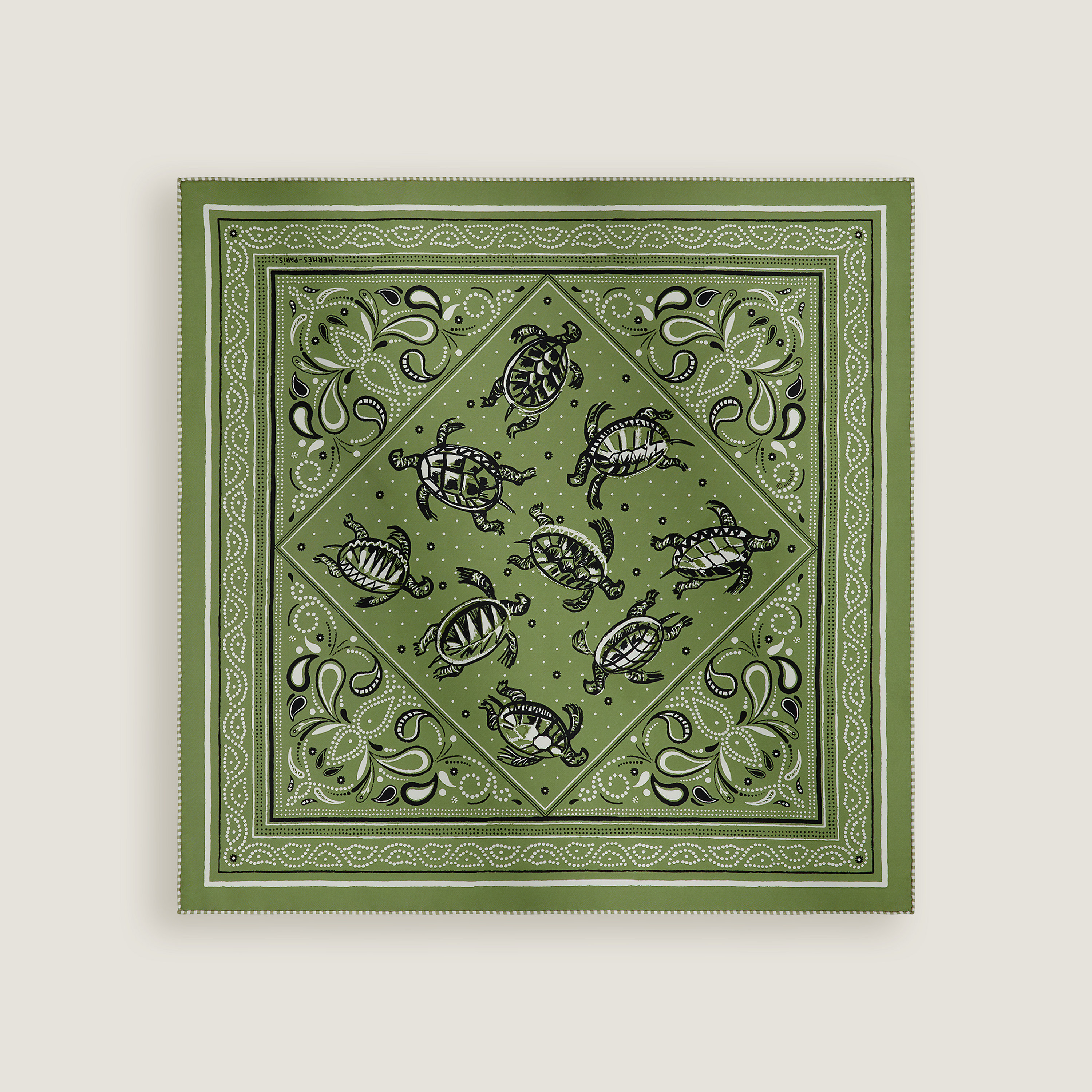 Foulard tour de cou en soie Thème : les tortues vintage 50cm x 50cm