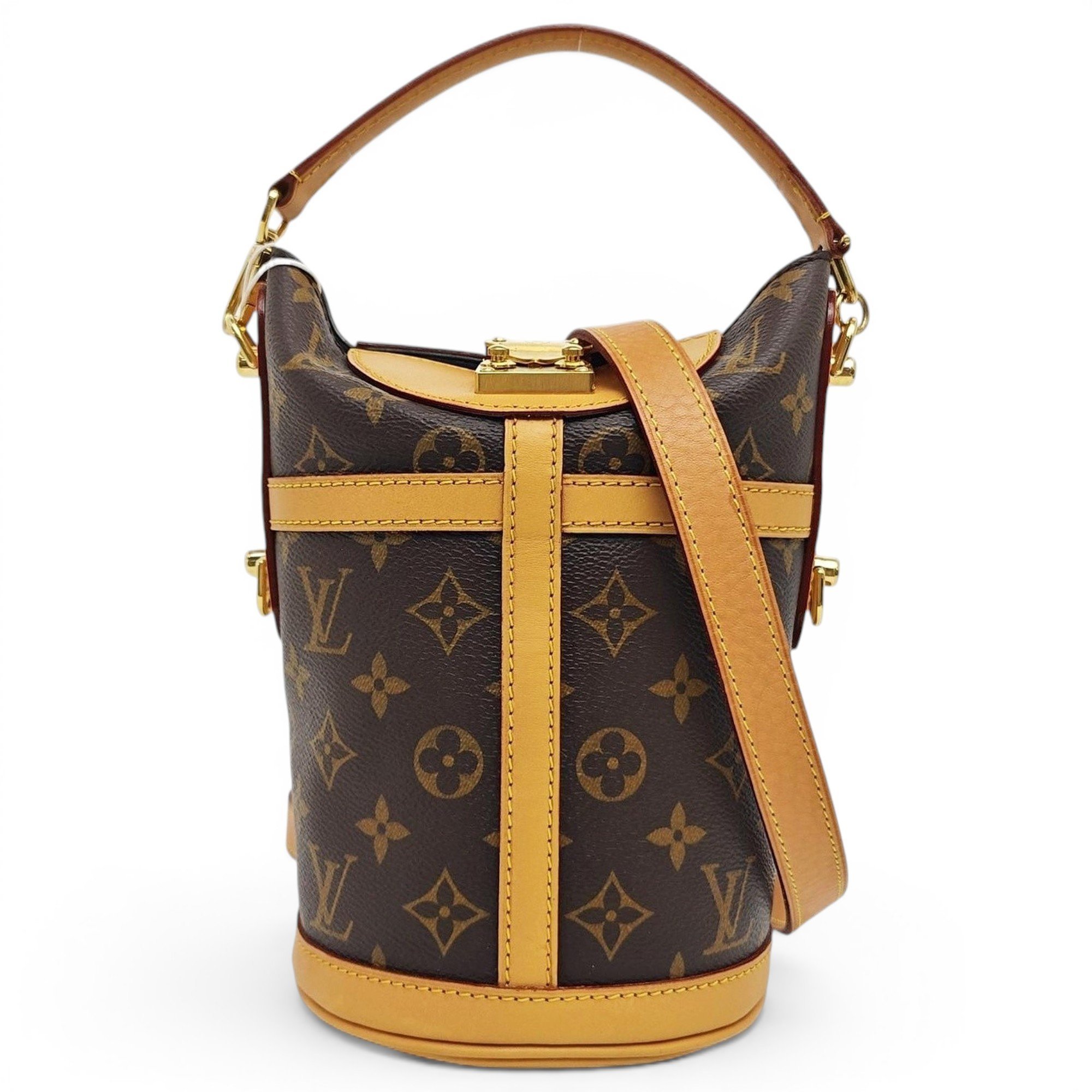 Duffle leather handbag