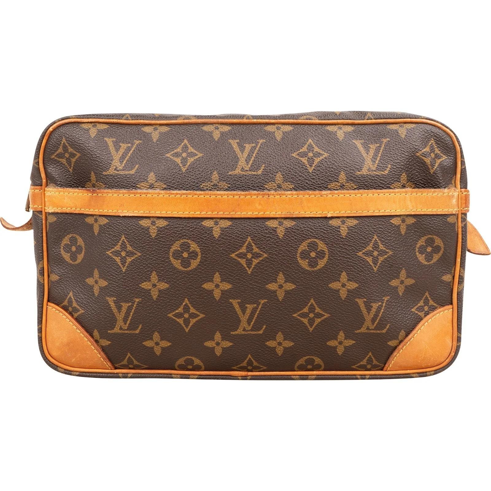Louis Vuitton Compiegne 28 leather vanity case