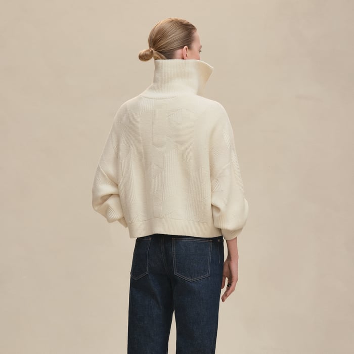 Blanc Naturel "H" Long-sleeve Sweater