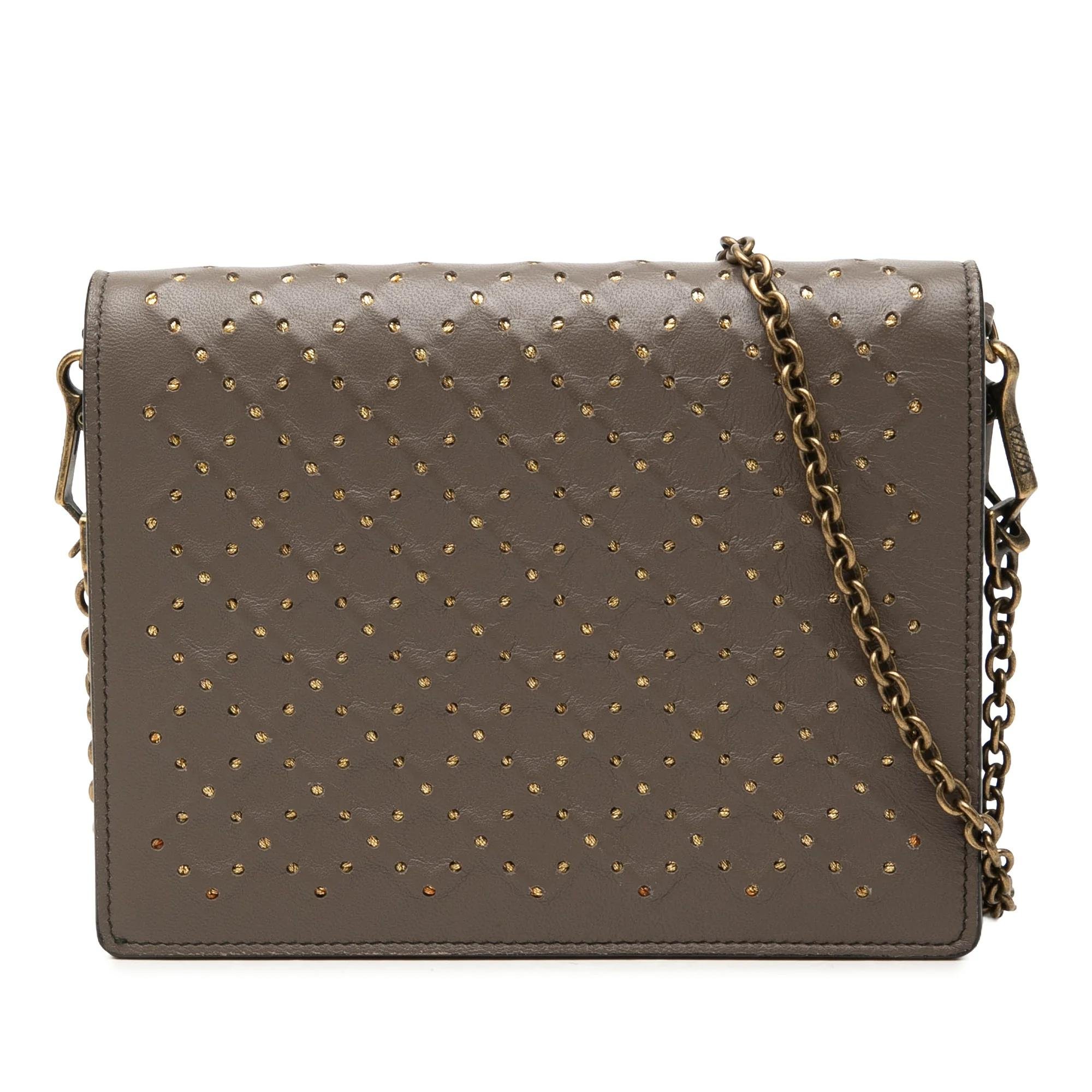 Veneta leather handbag