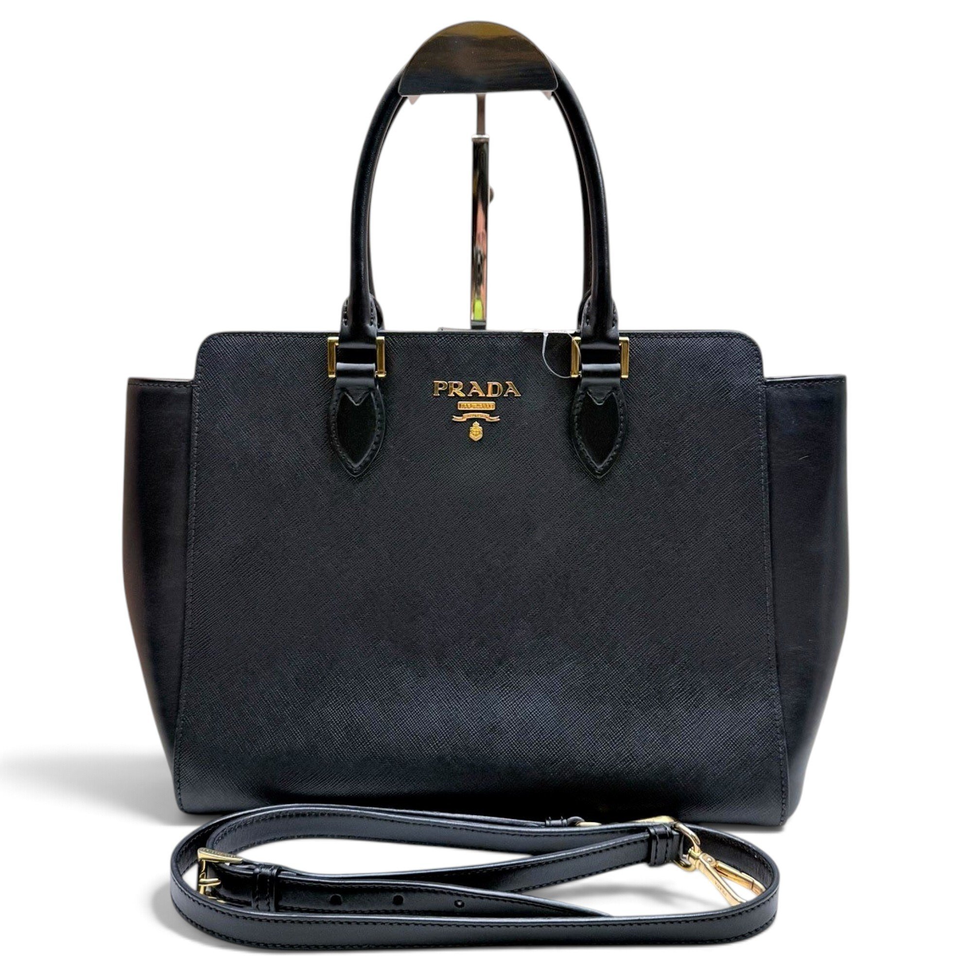 Leather tote