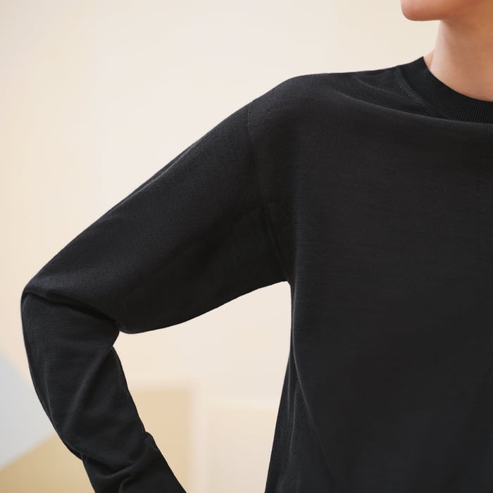Noir Long-sleeve Sweater
