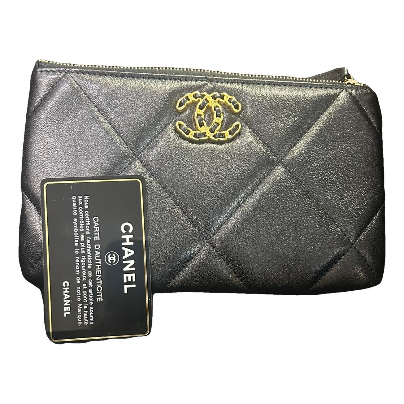 Leather clutch bag