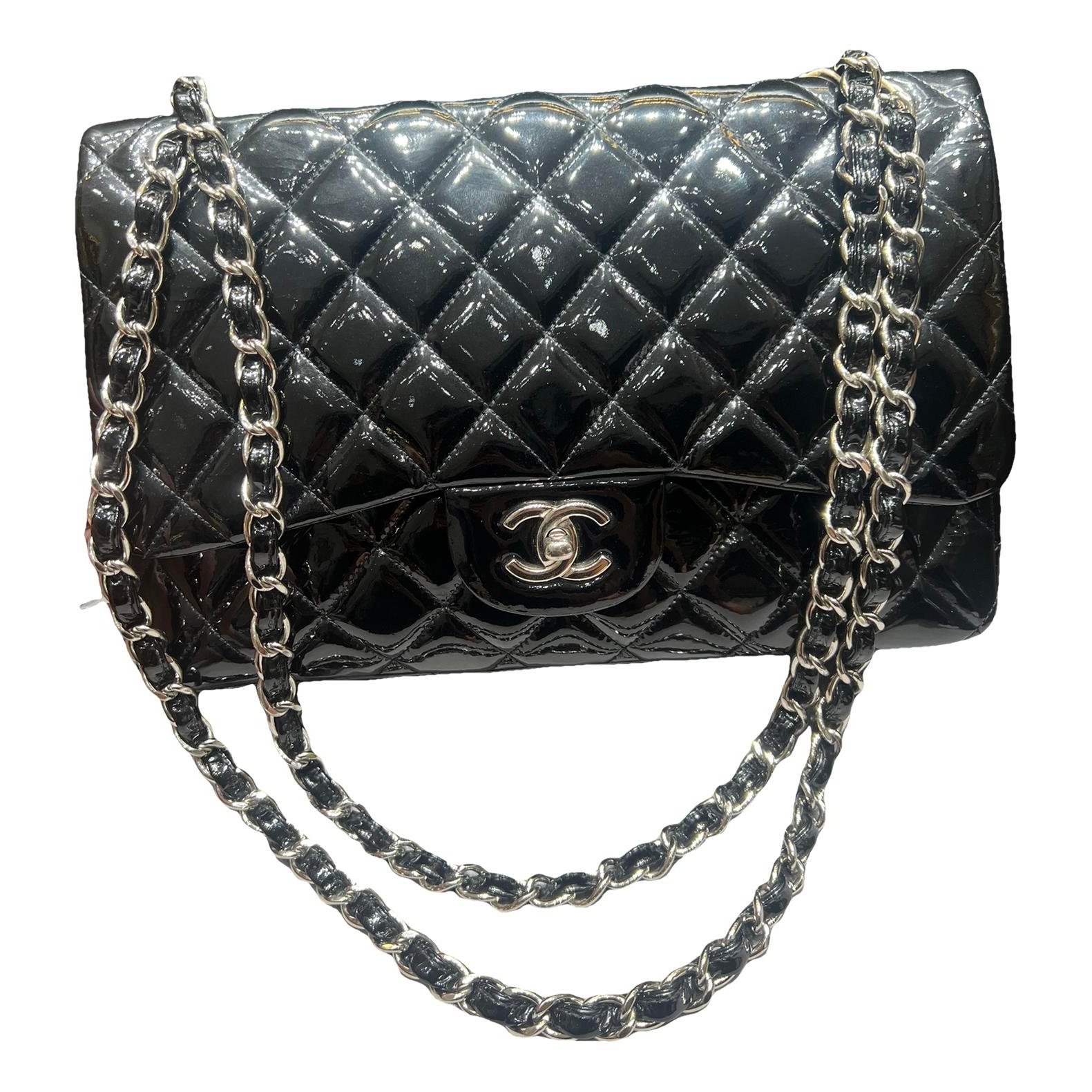 Timeless/Classique patent leather handbag