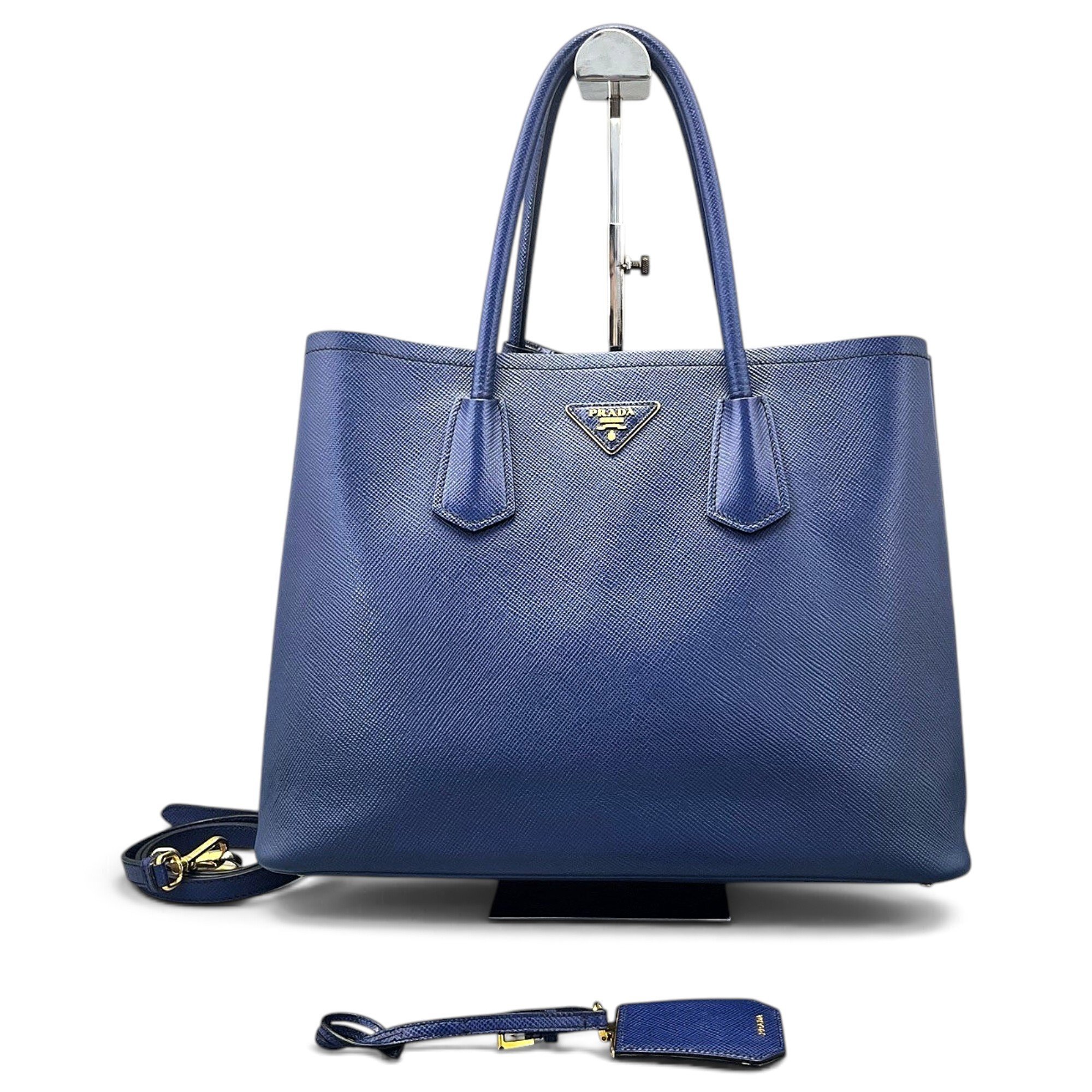 Double leather handbag