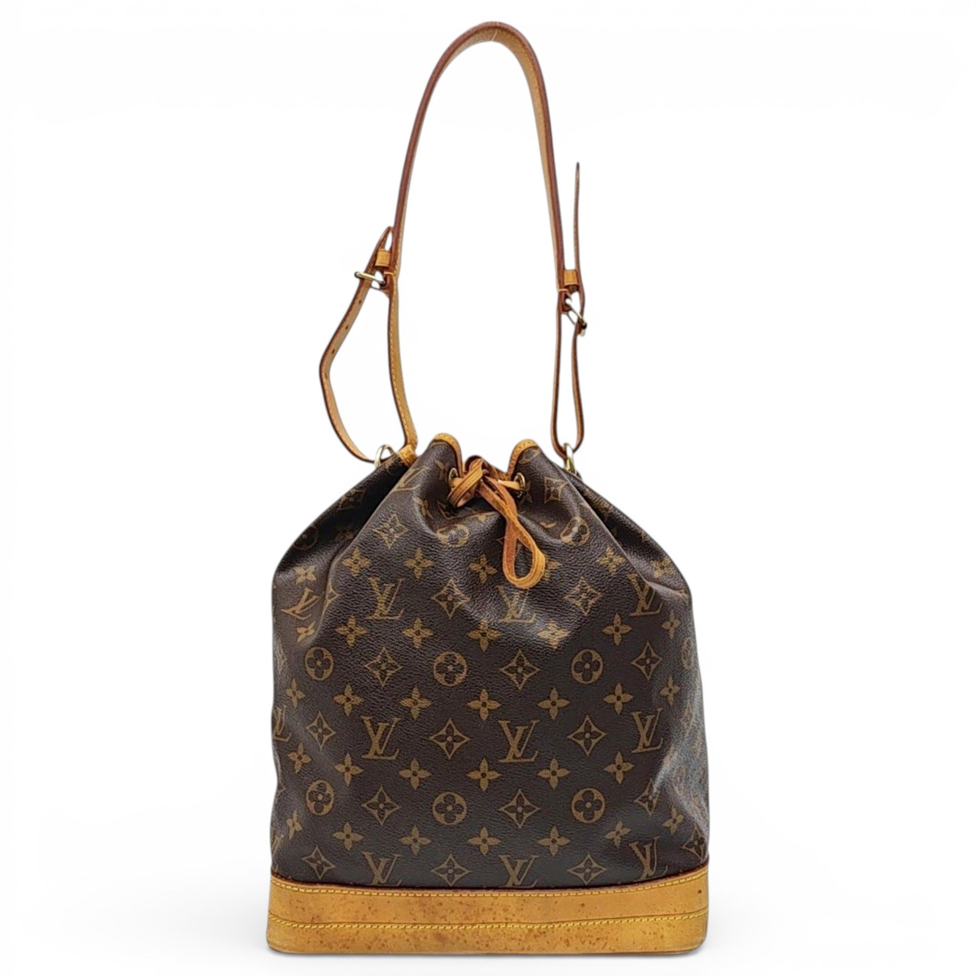 Nano Noé leather handbag