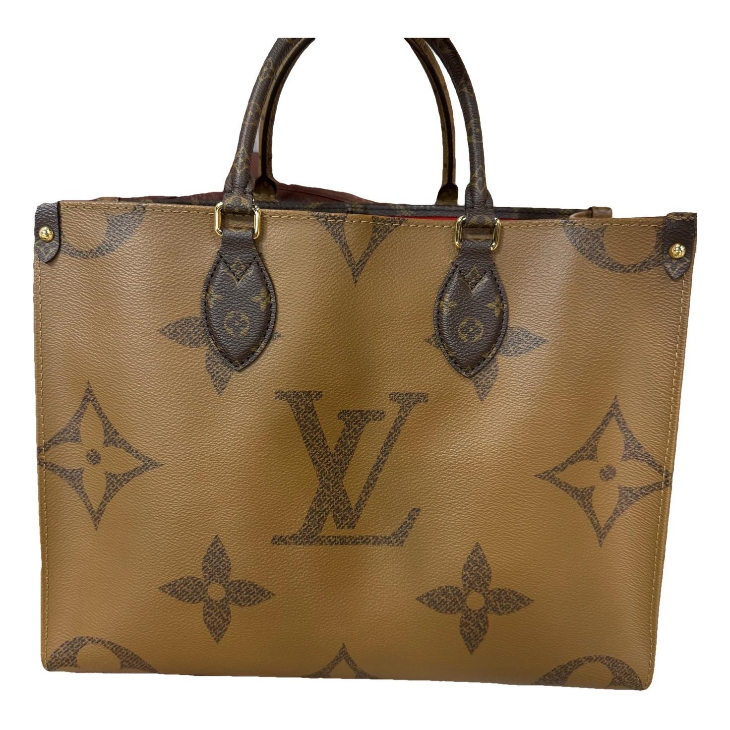 Onthego leather handbag