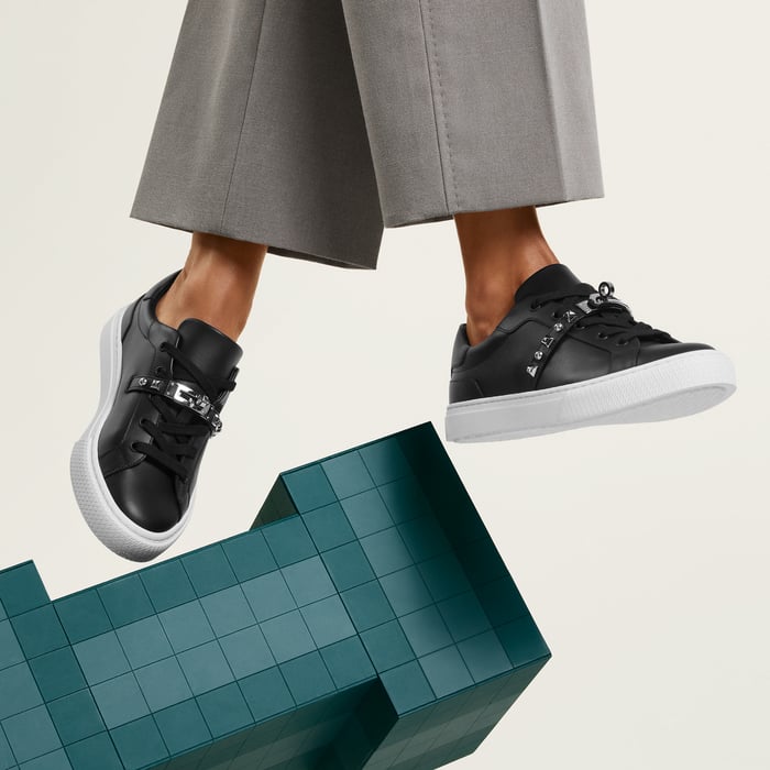 Noir Day Sneaker