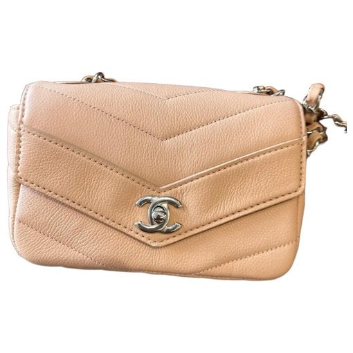 Chanel Timeless/Classique leather crossbody bag