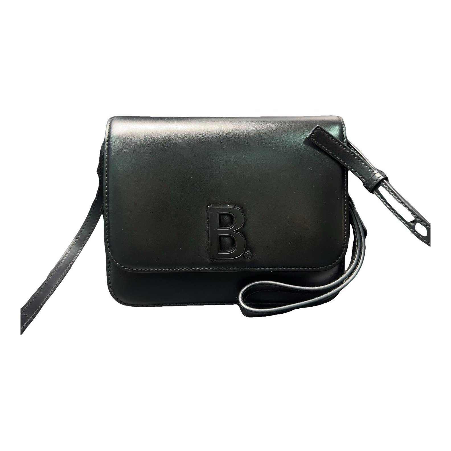 B leather handbag