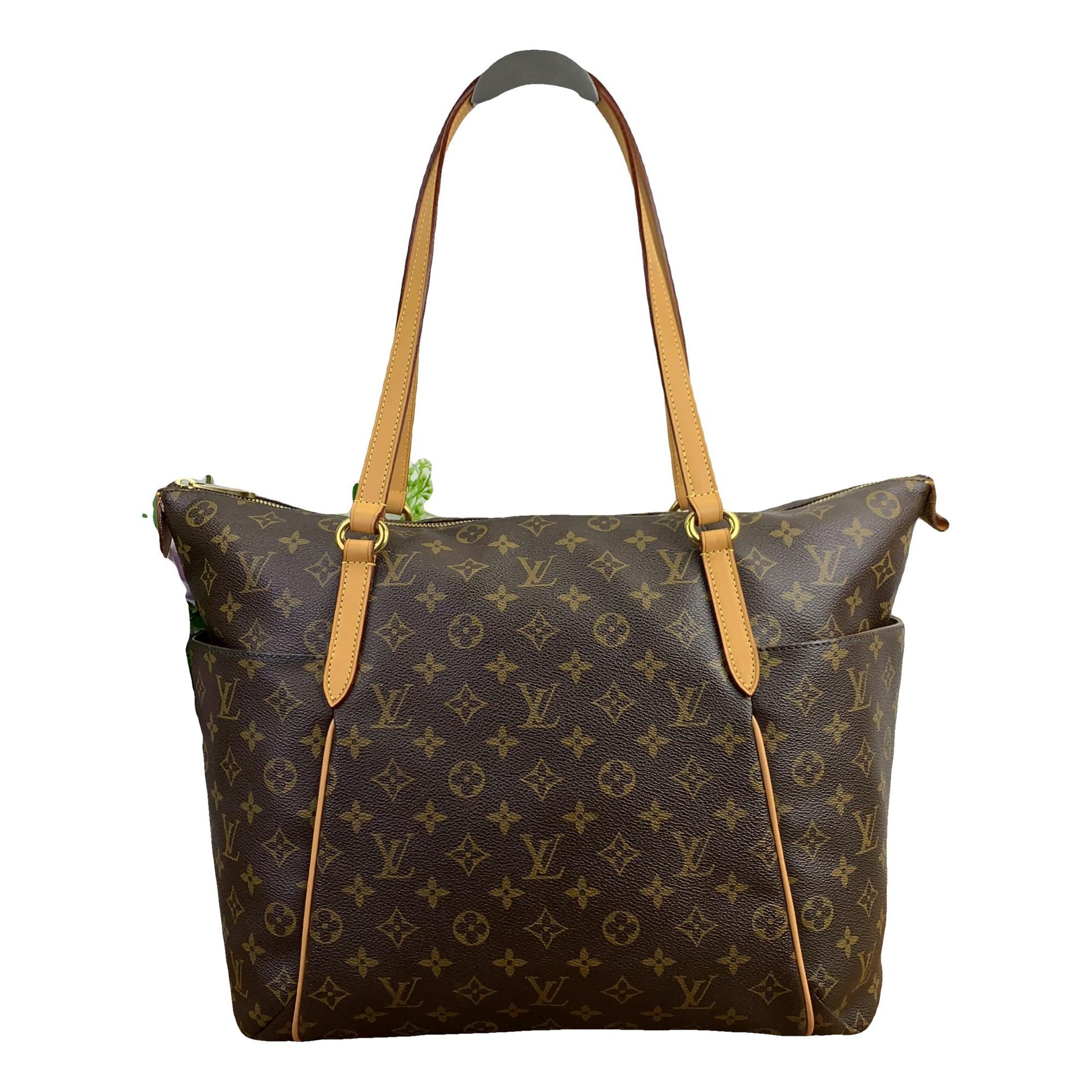 Totally leather handbag