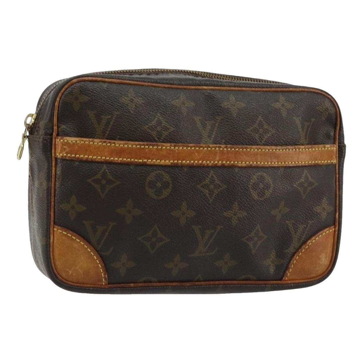 Trocadéro leather clutch bag