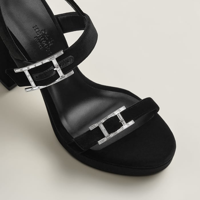 Noir Bossa Sandal