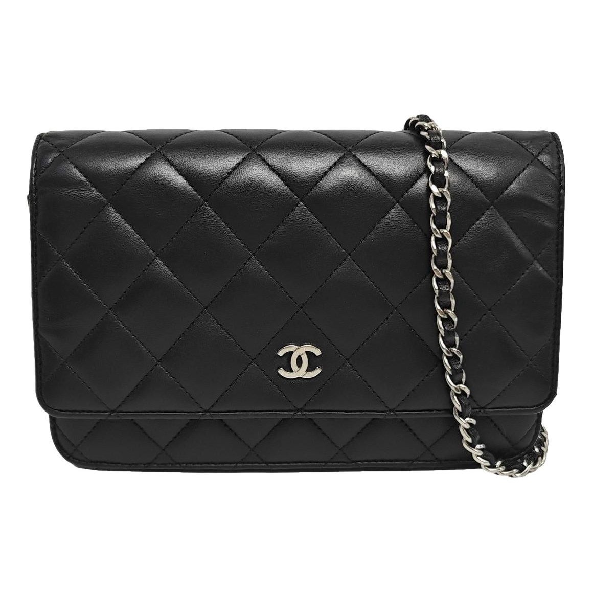 Wallet On Chain Timeless/Classique leather crossbody bag