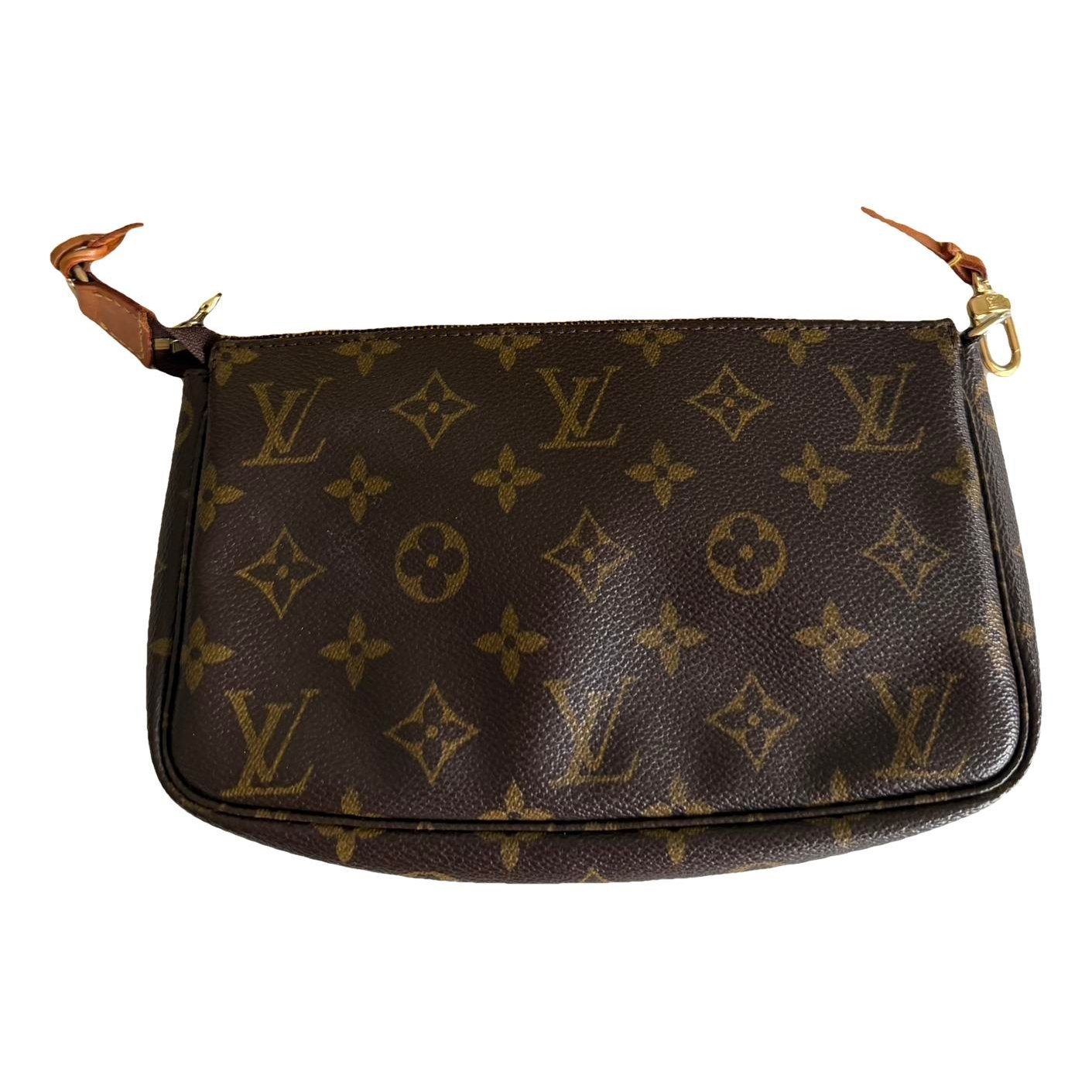 Leather clutch bag