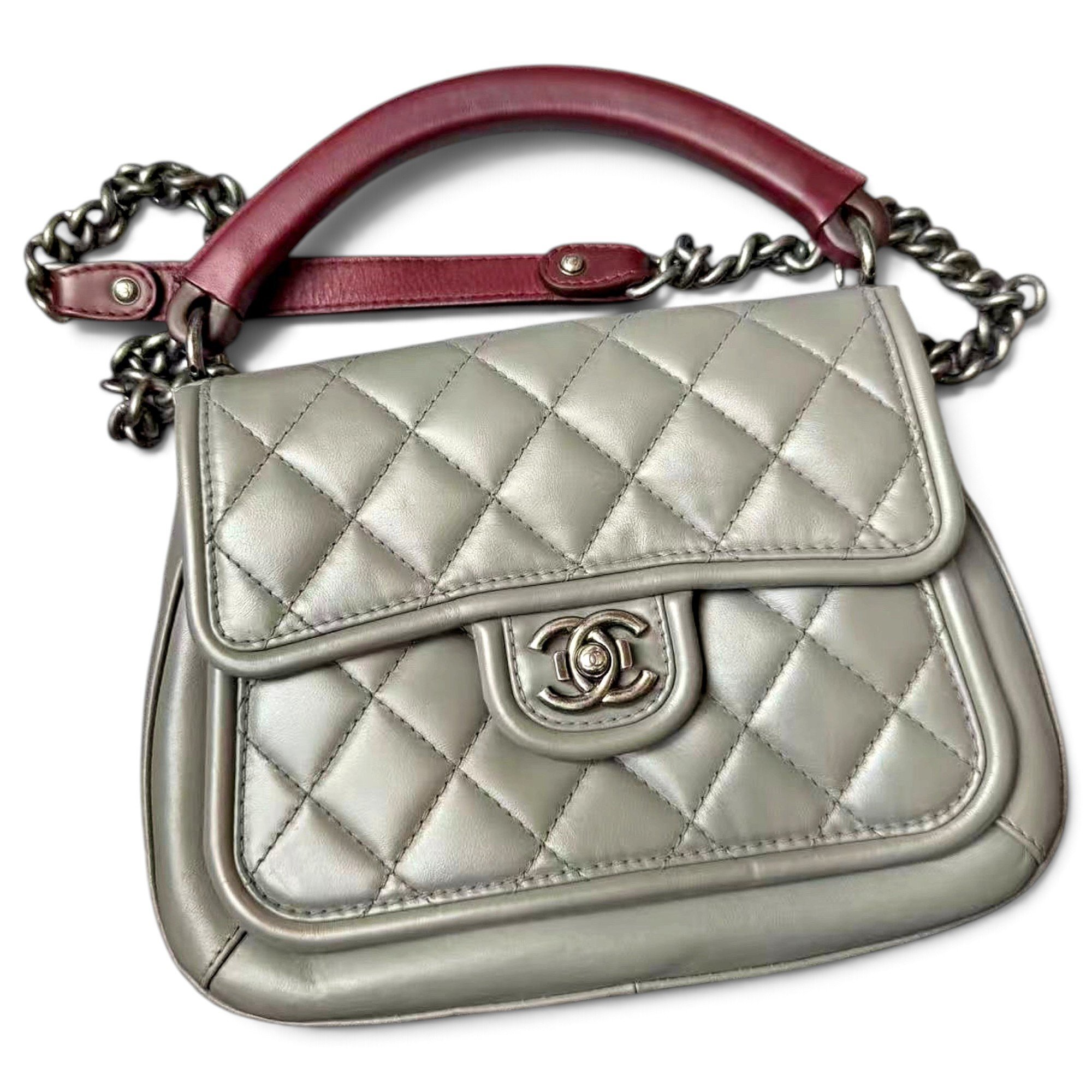 Chain Infinity leather handbag