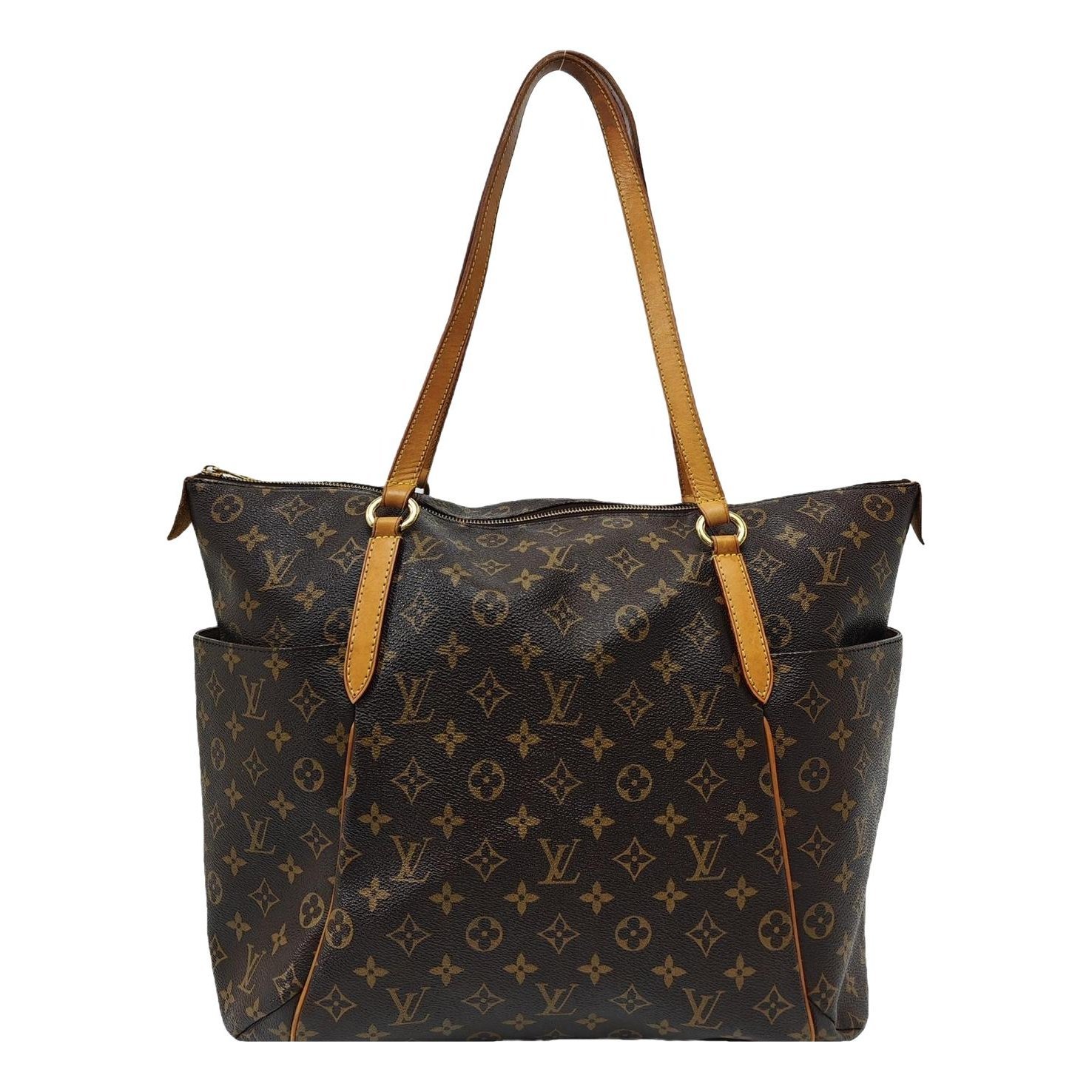 Totally leather handbag