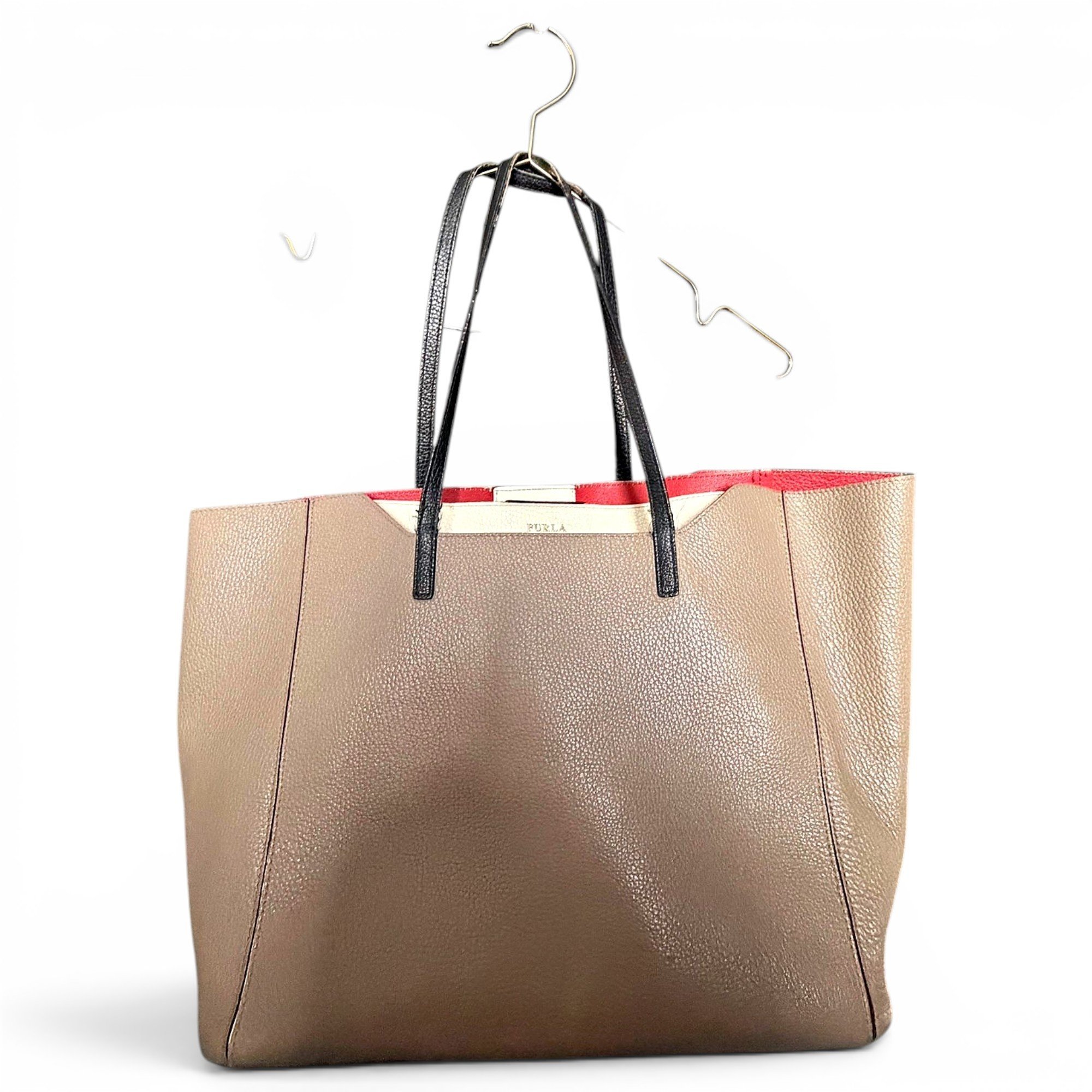 Leather handbag