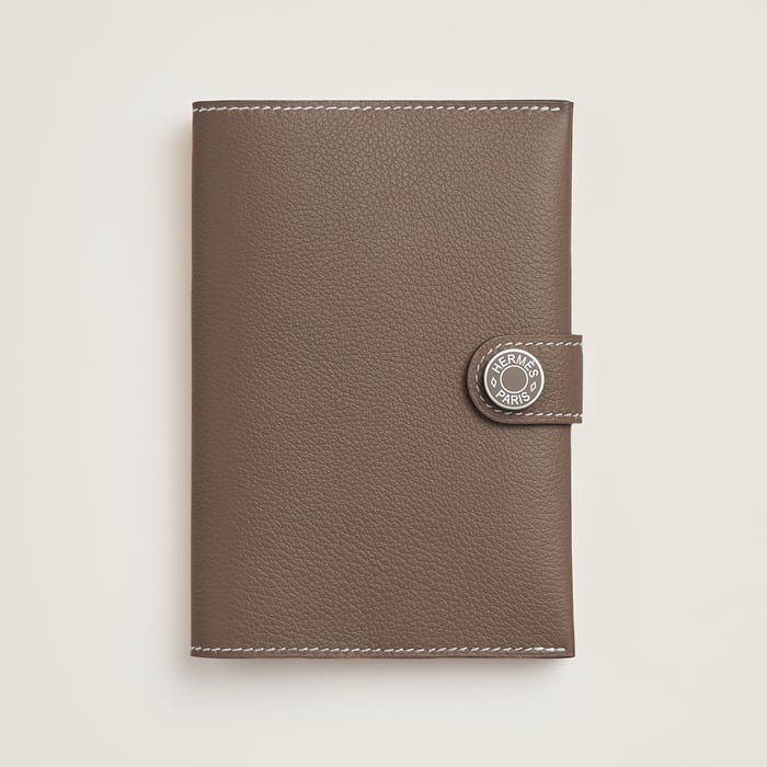 Étoupe R.M.S Passport Holder