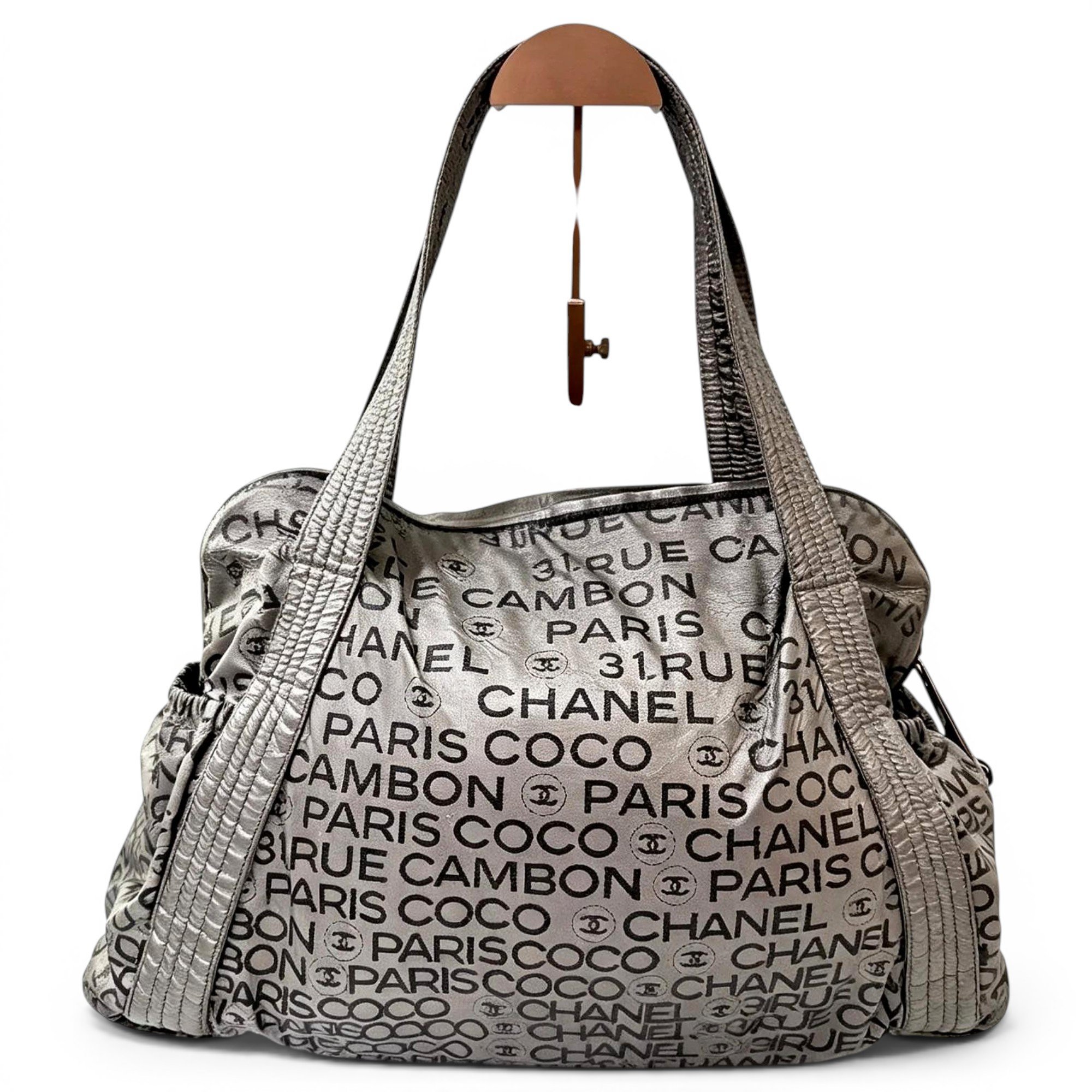 Leather tote
