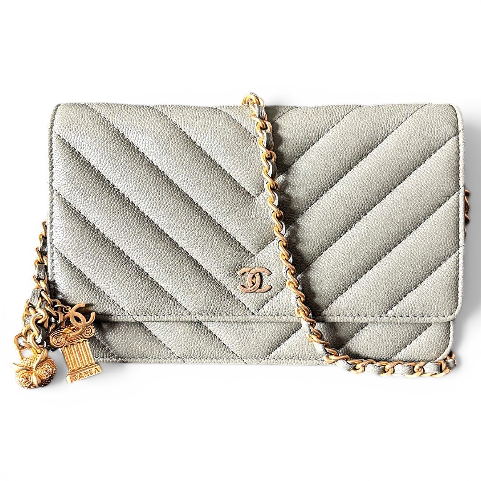 Wallet On Chain Timeless/Classique leather crossbody bag
