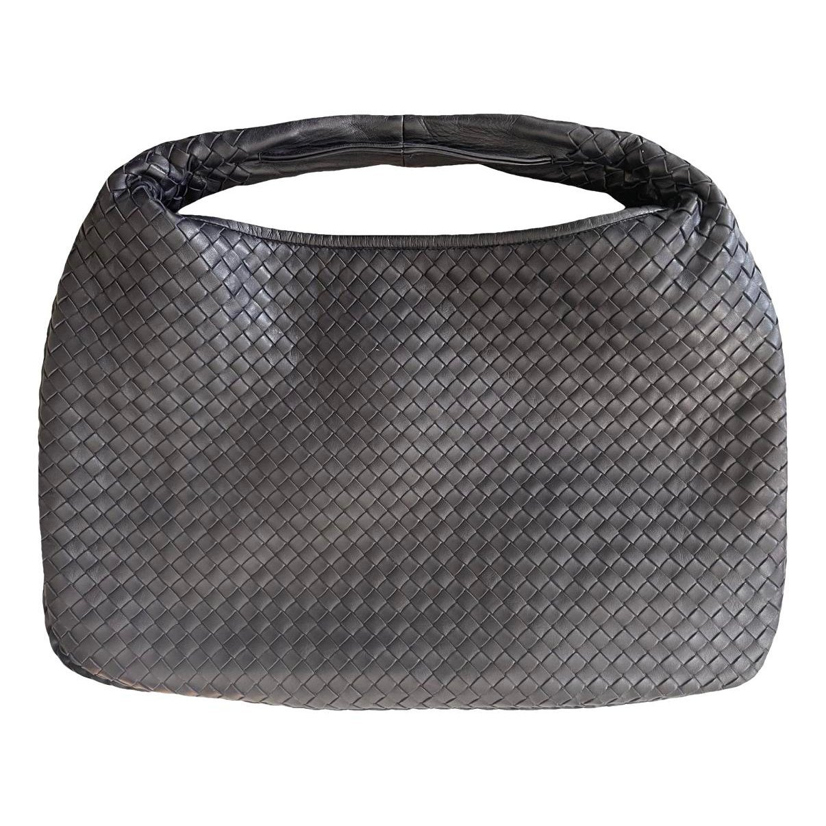 Veneta leather handbag