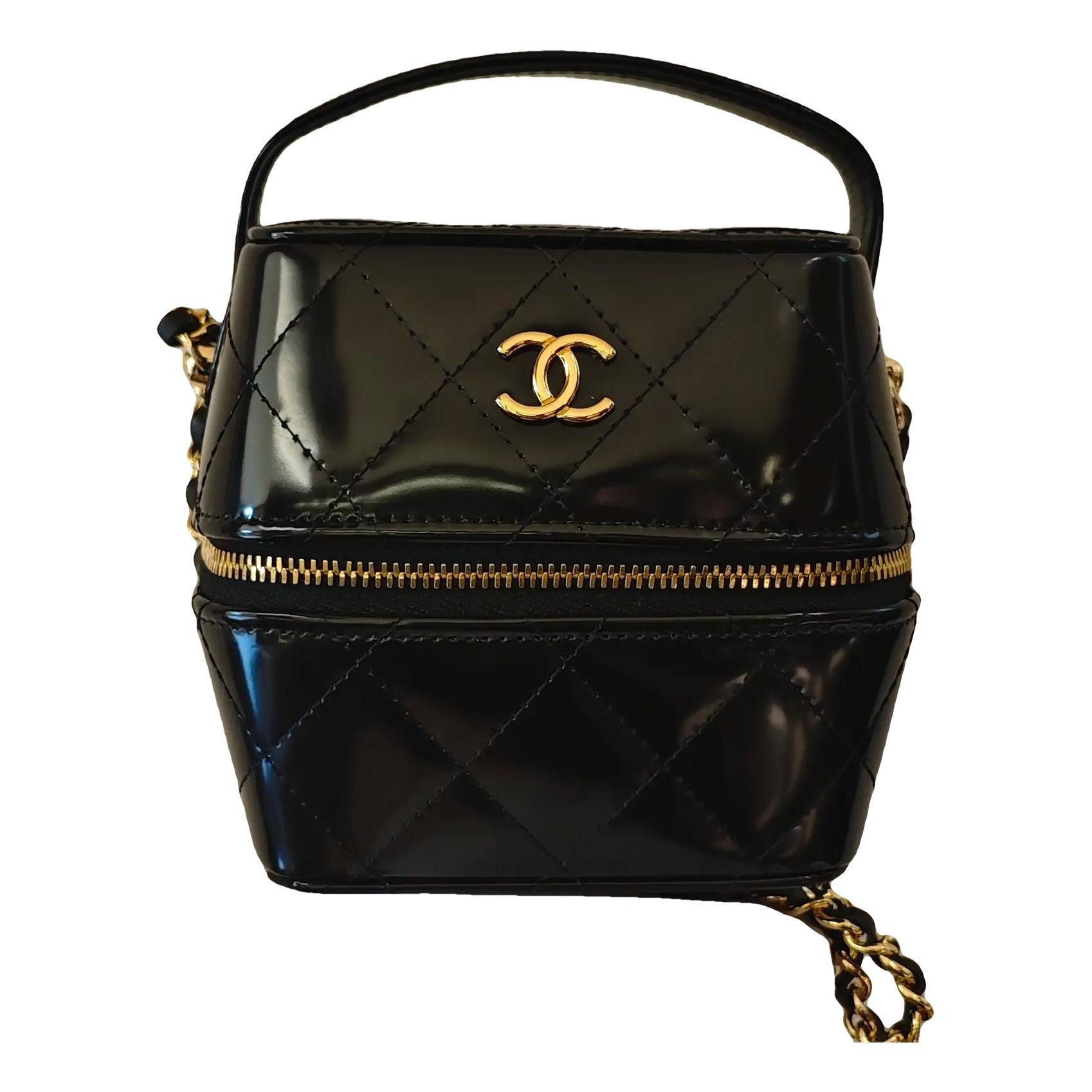 Patent leather crossbody bag