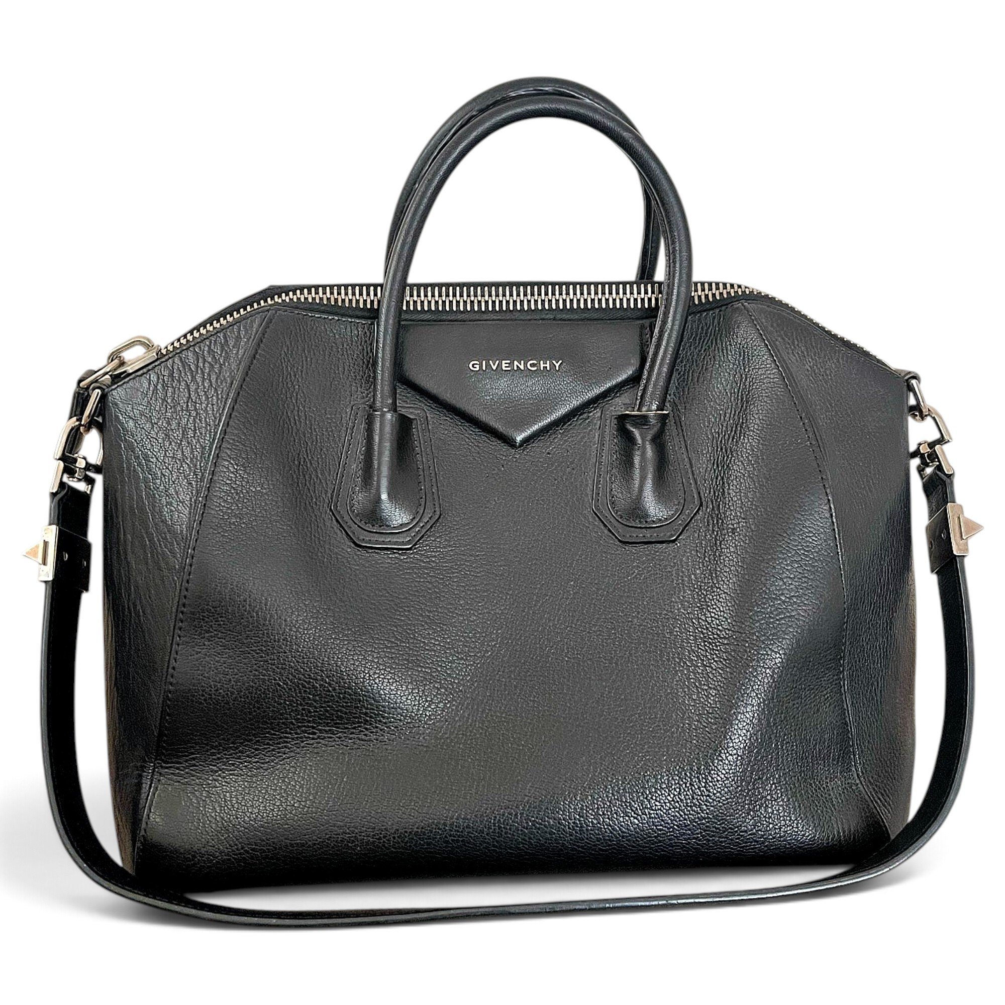 Antigona leather handbag