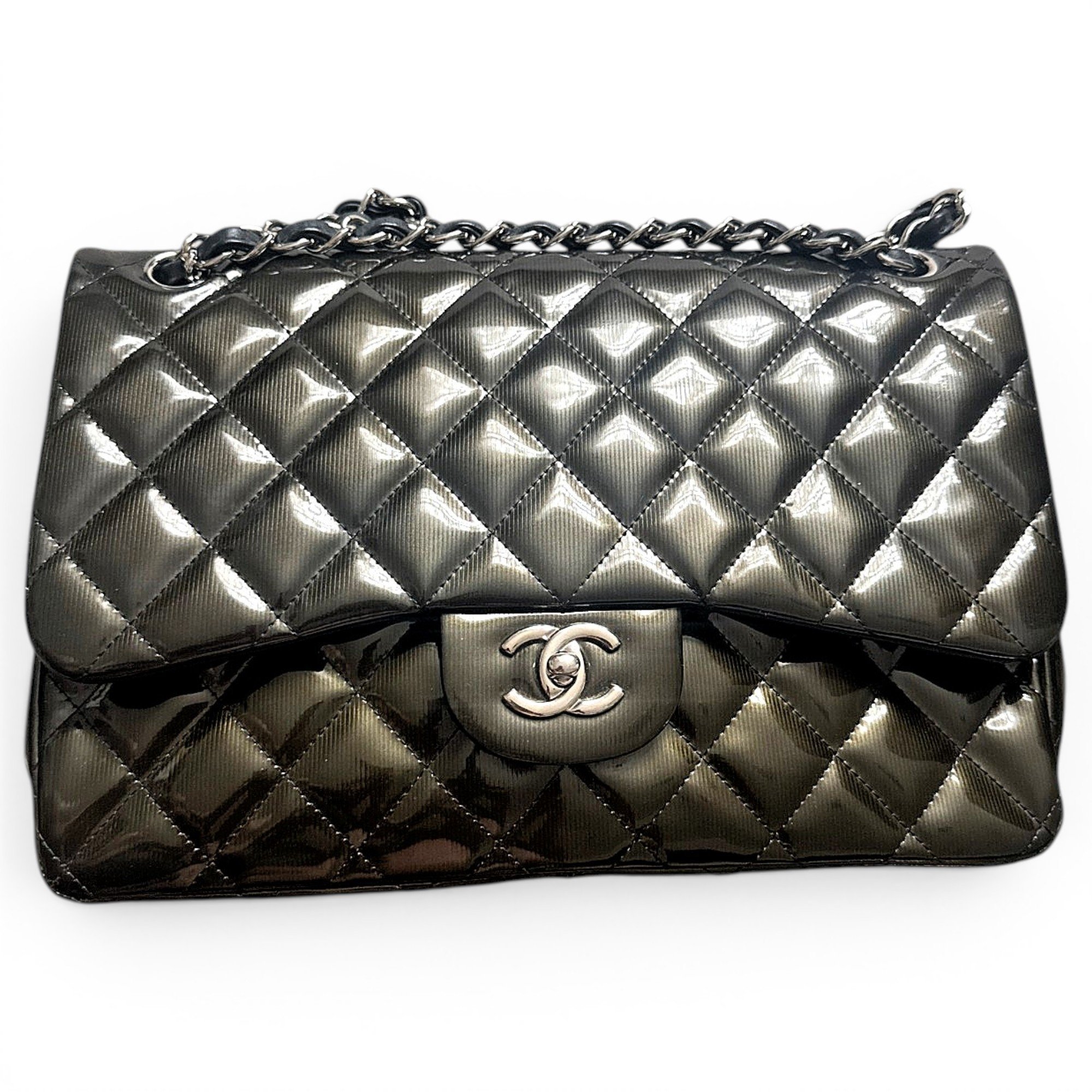 Timeless/Classique patent leather handbag