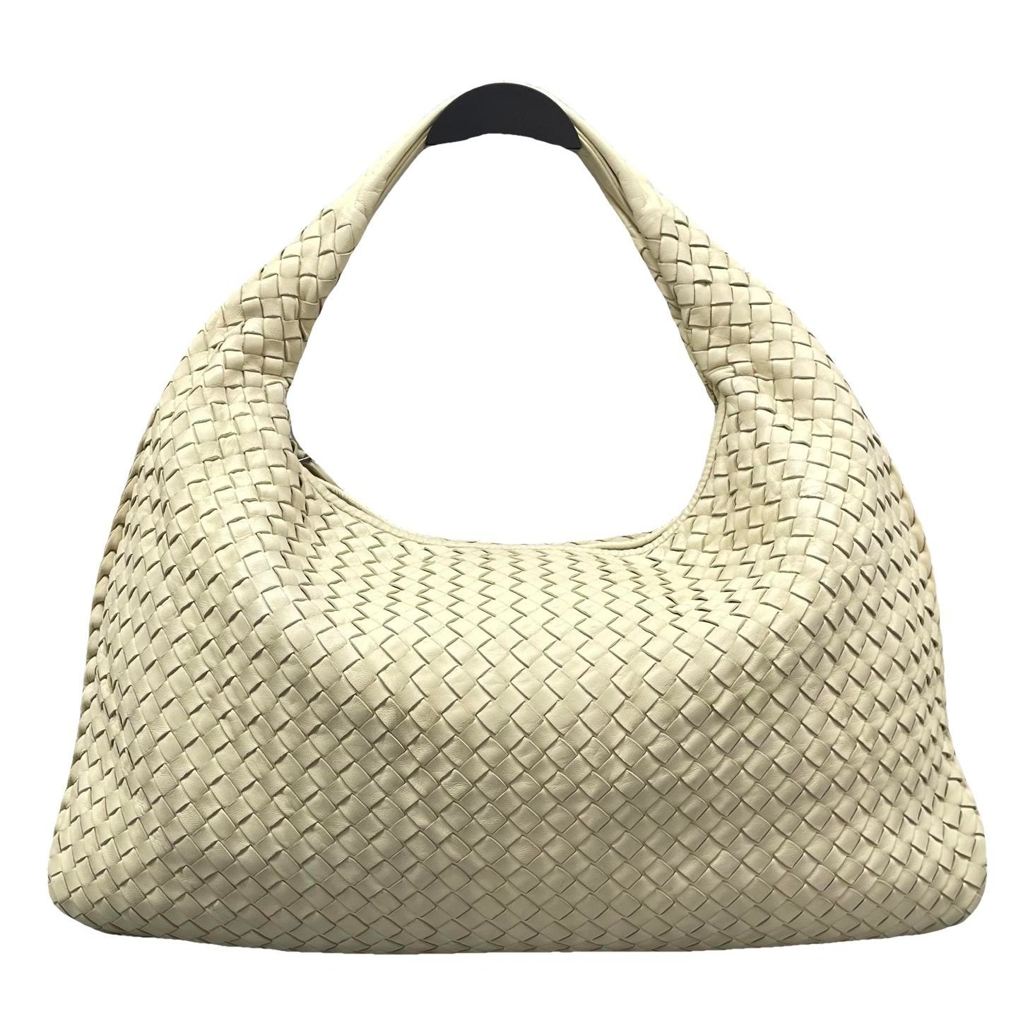 Veneta leather handbag