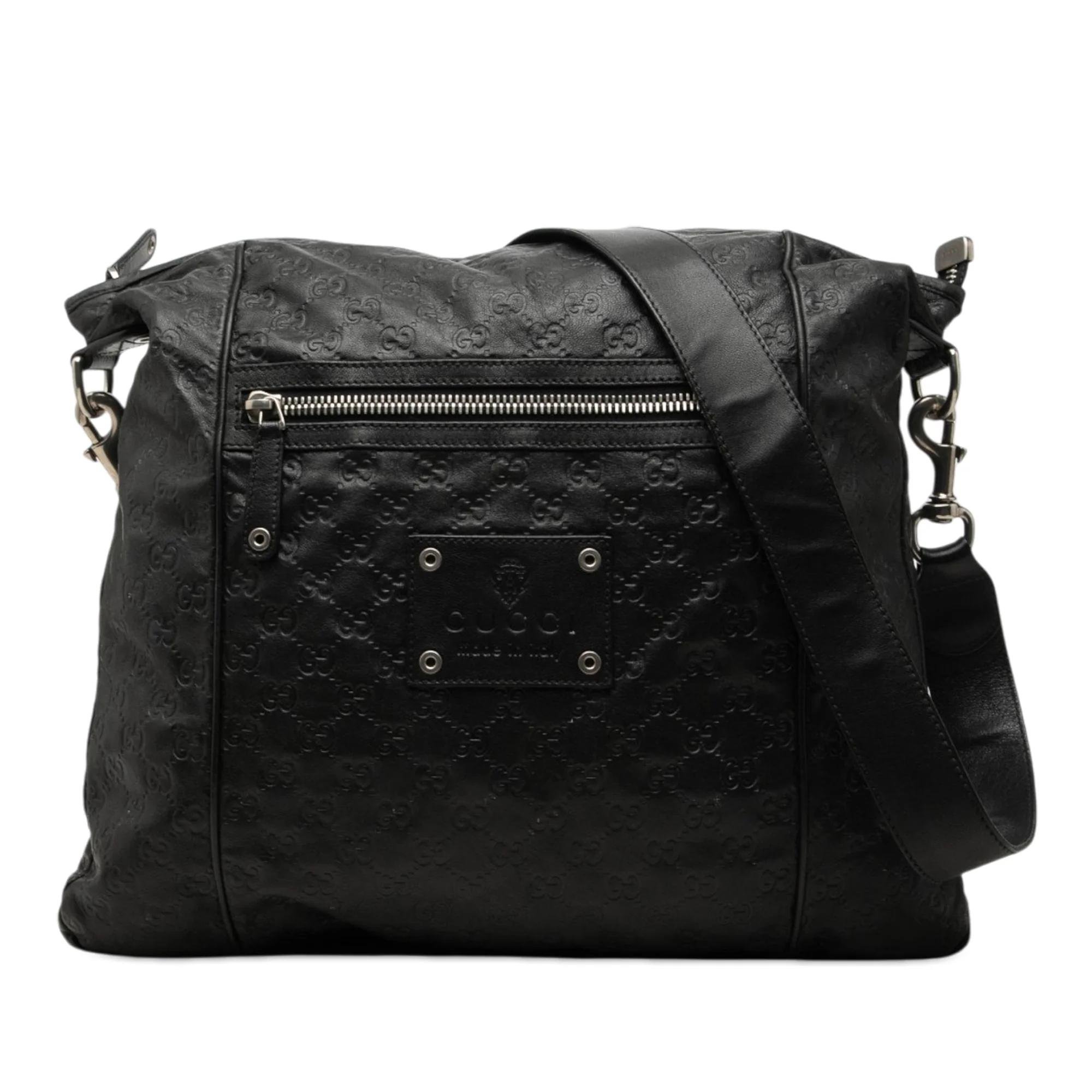 Gucci B leather handbag