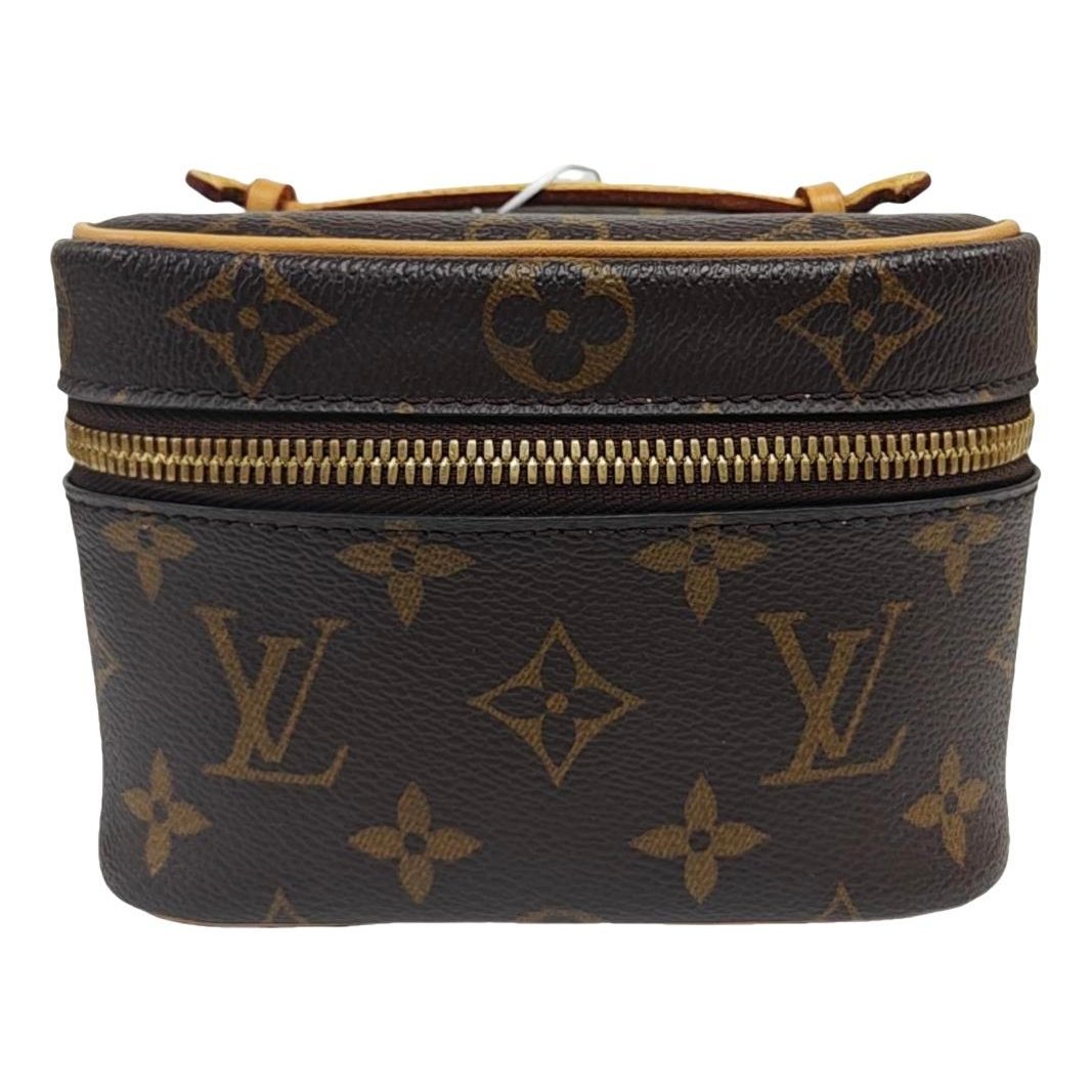 Louis Vuitton Leather clutch bag