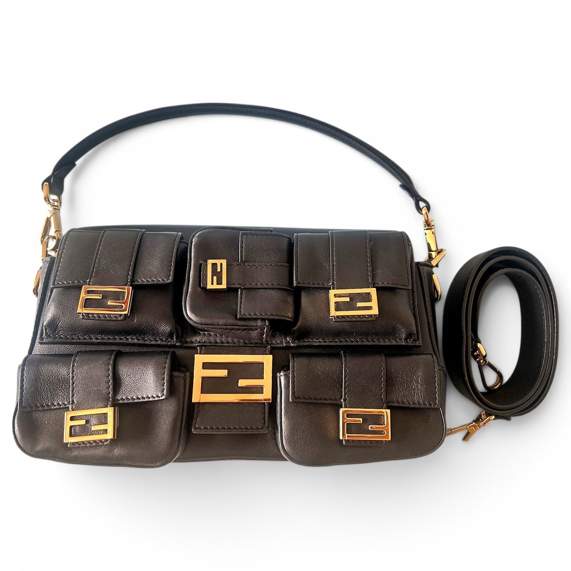 Pocket leather handbag