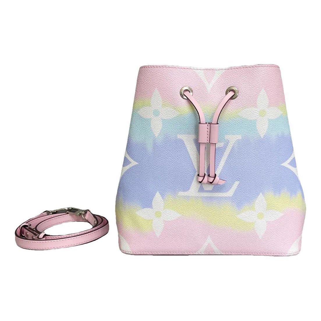 NéoNoé vinyl handbag