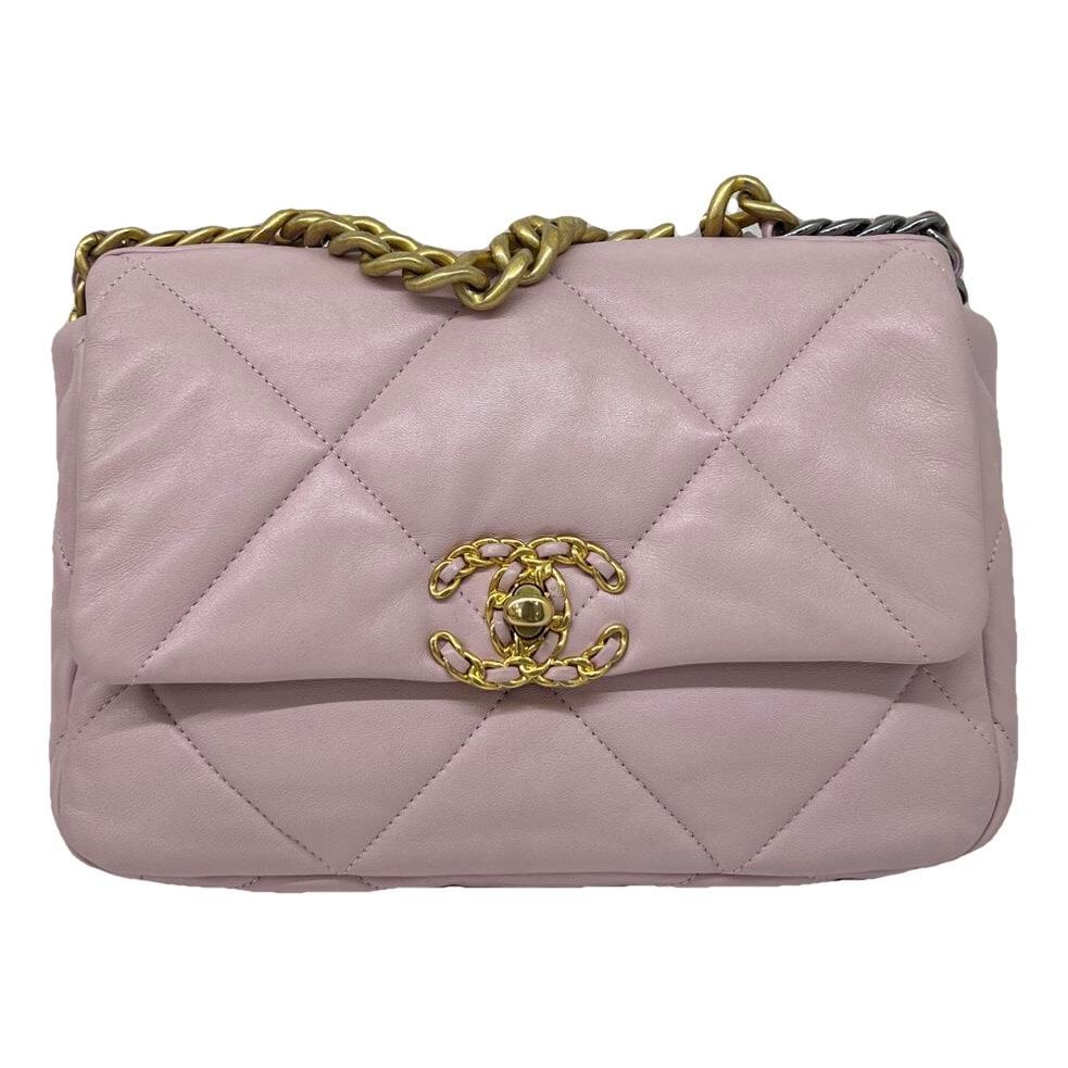 Chanel 19 leather handbag