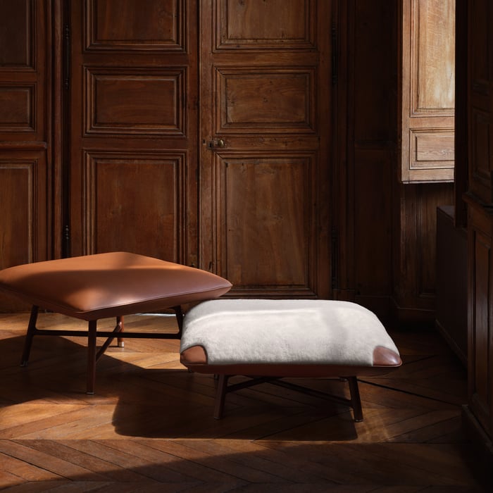 Les Necessaires d'Hermès “carre d'Assise” 로우 스툴, 미디엄 모델