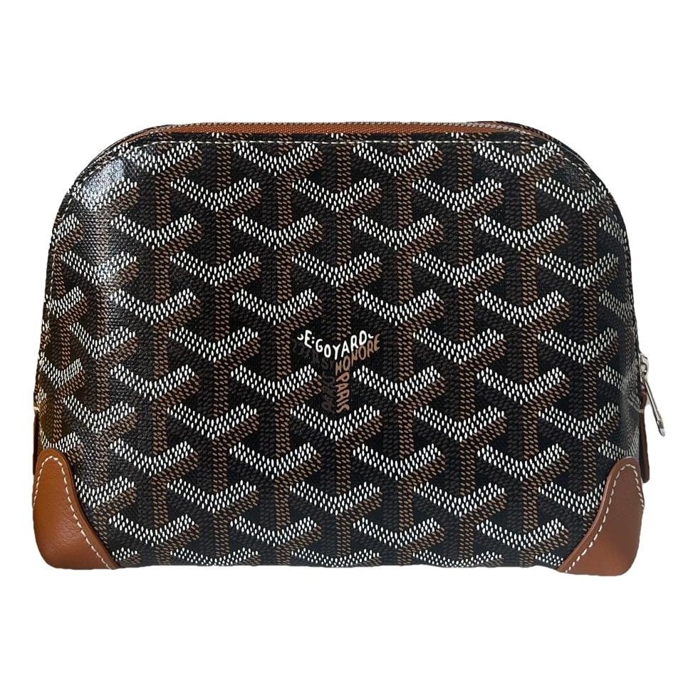 Leather clutch bag
