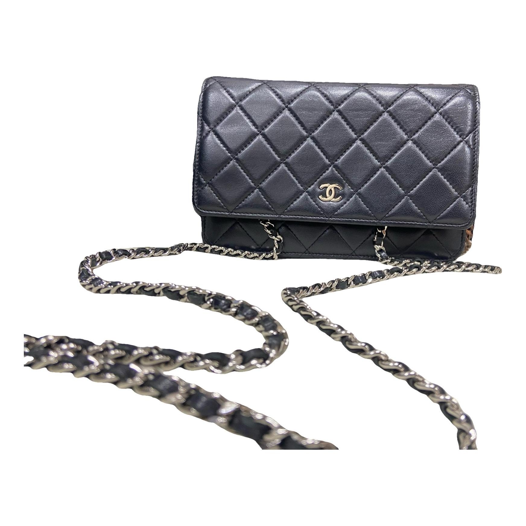 Wallet On Chain Timeless/Classique leather handbag