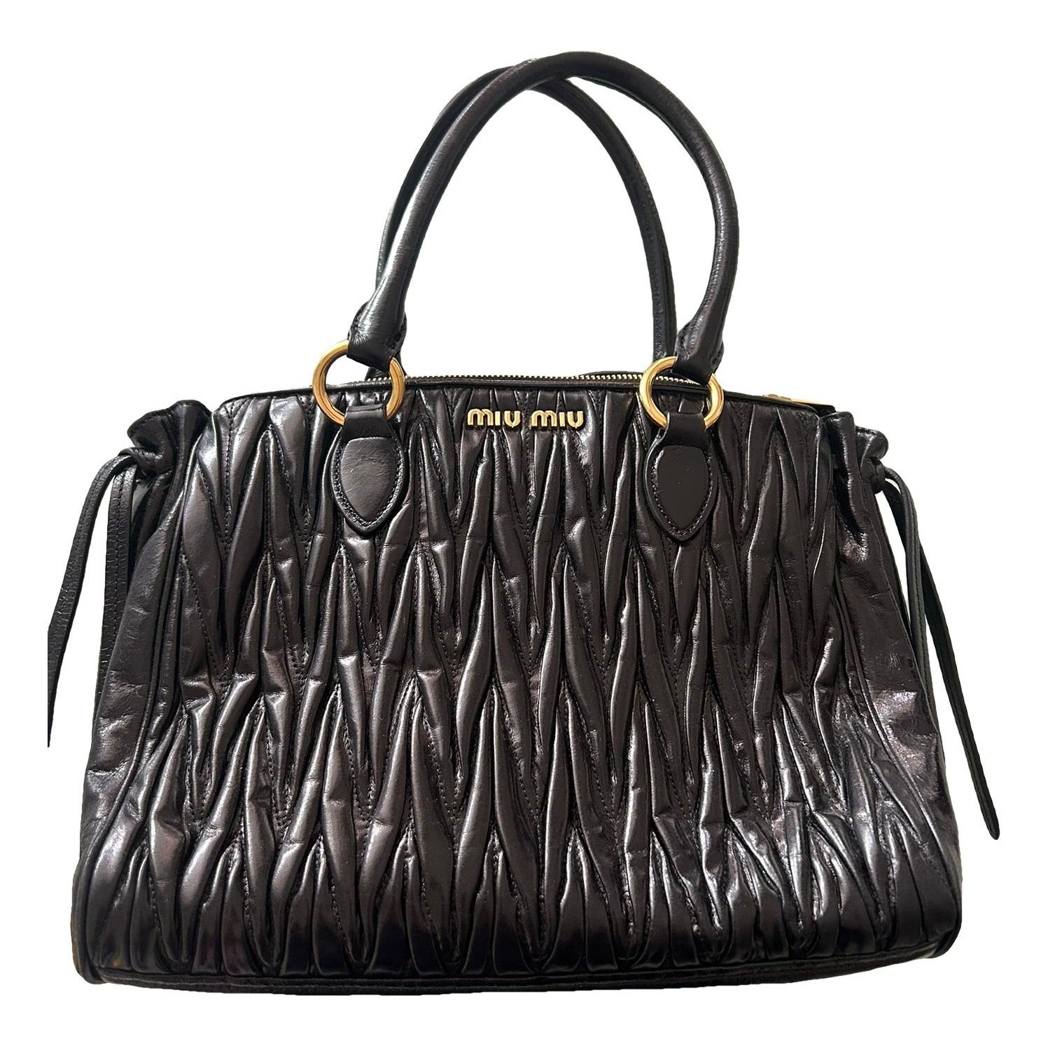 Matelassé leather handbag