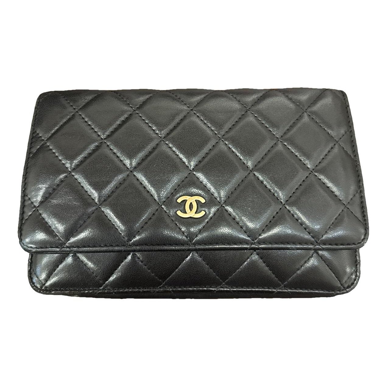 Wallet On Chain Timeless/Classique leather crossbody bag