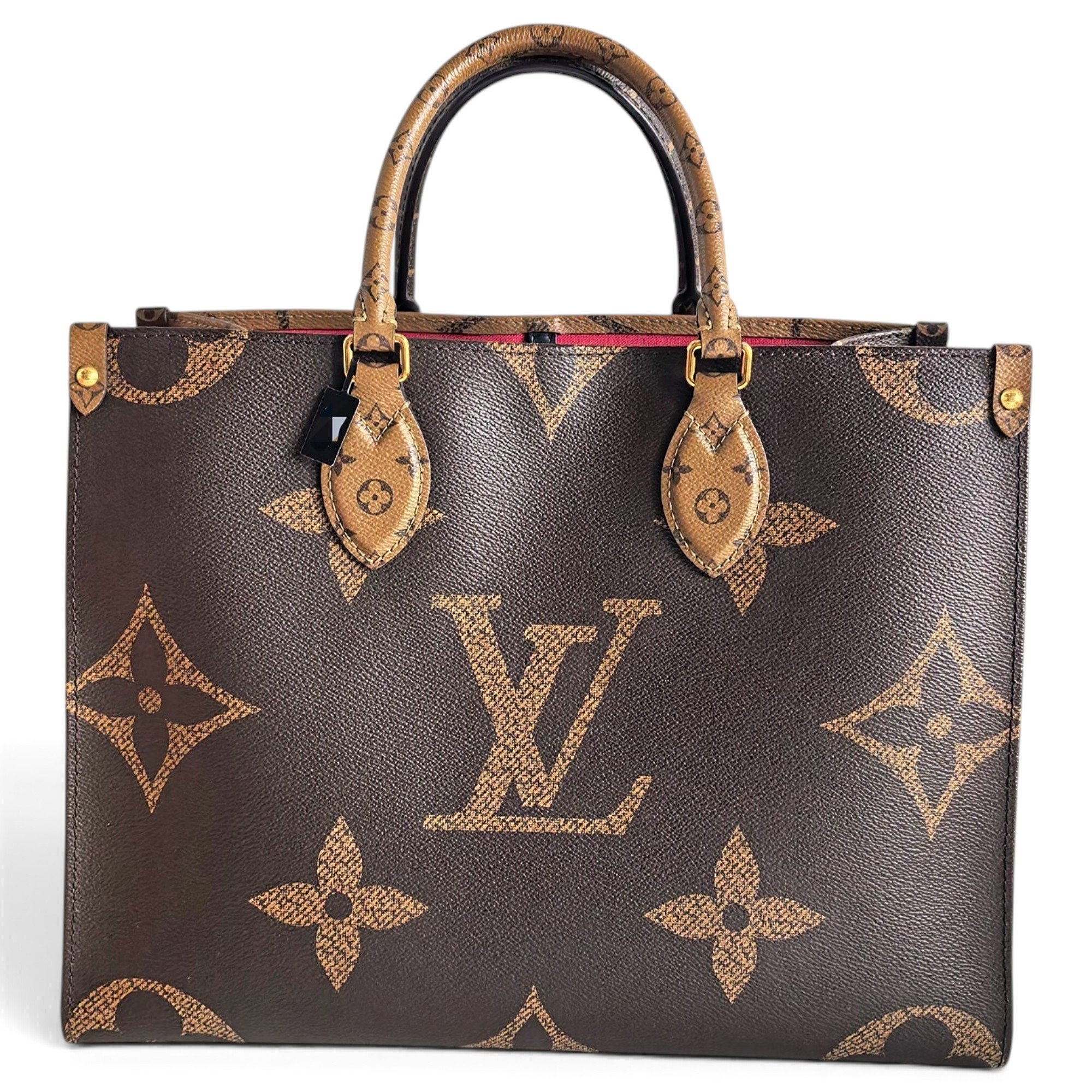 Onthego leather handbag