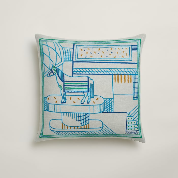 Cyan Etages Du Faubourg Pillow