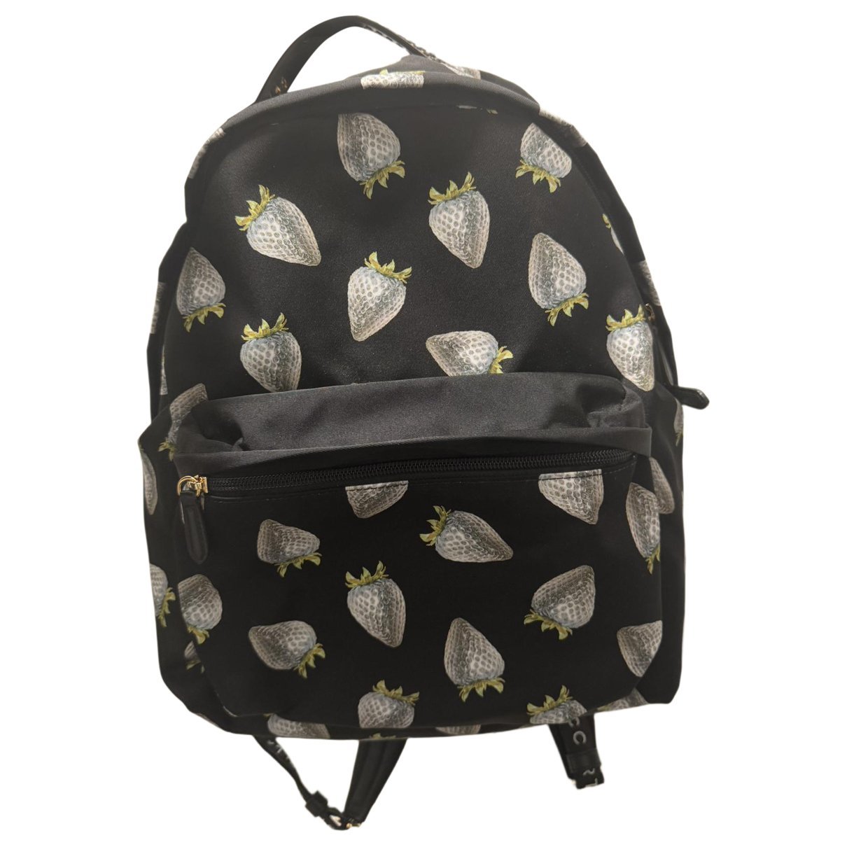 Falabella Go backpack