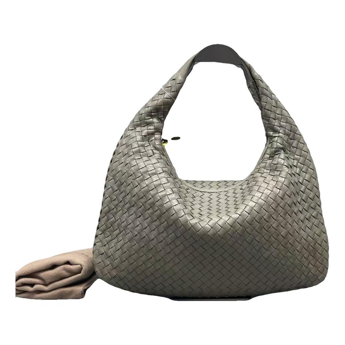 Jodie Padded leather bag